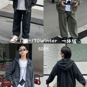 winter knitted Fashion sports suit size 130-170